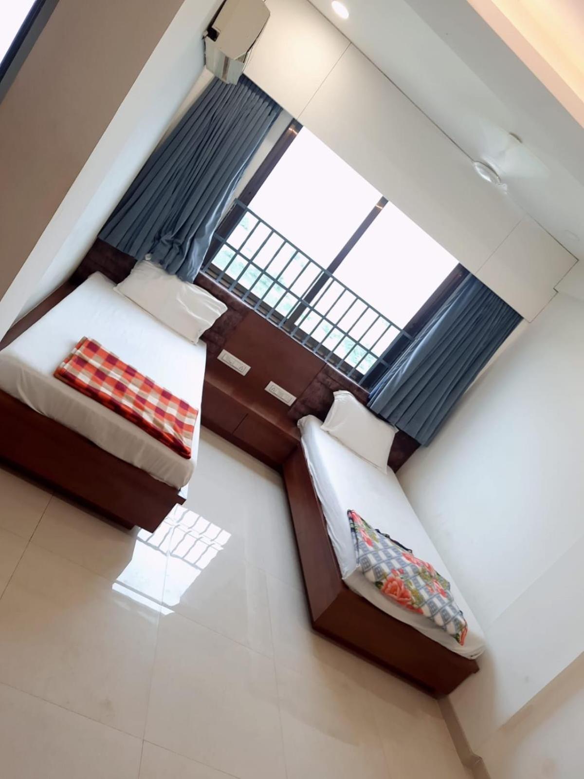 Hotel Murlidhar Rooms Kāsandra Esterno foto